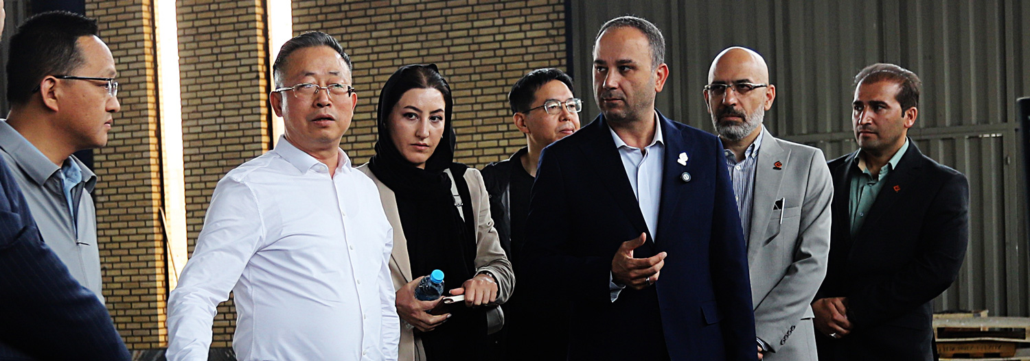 گروه سینوماک چین در بازدید از کارخانه سنگین ماشین ایستا