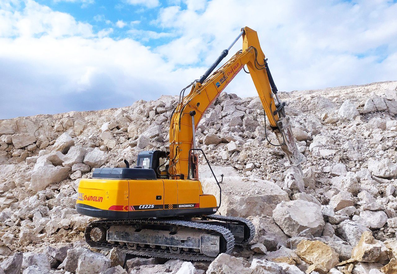 Eesta Heavy Machinery