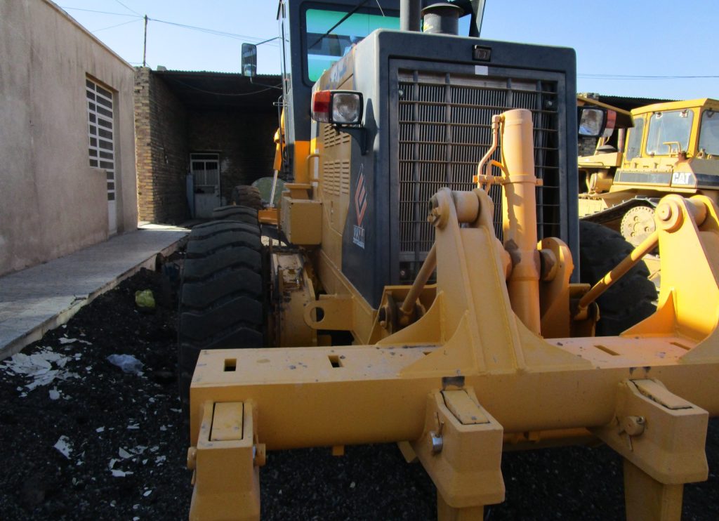 Eesta Heavy Machinery